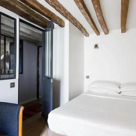 Apartment Apartement Stendhal In Saint-Germain-Des-Pres Paris